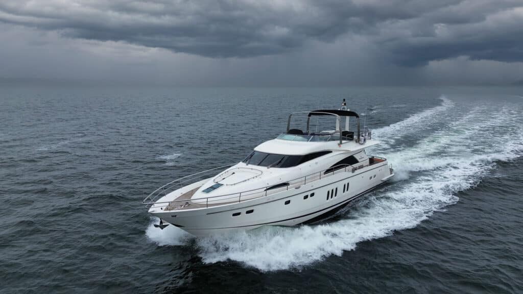 YINWA Yacht Refit Kiel